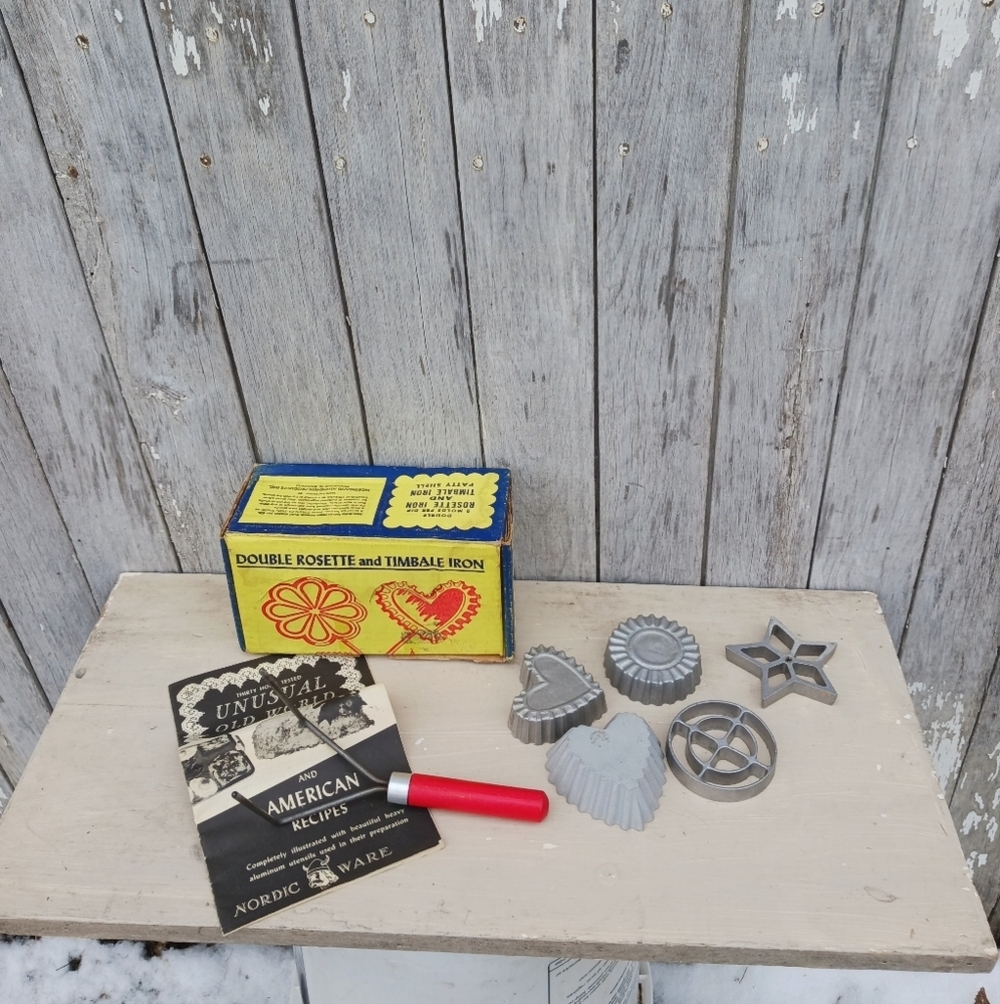 Nordic‎ Ware Double Rosette Timbale Iron Set Original Box Vintage Set